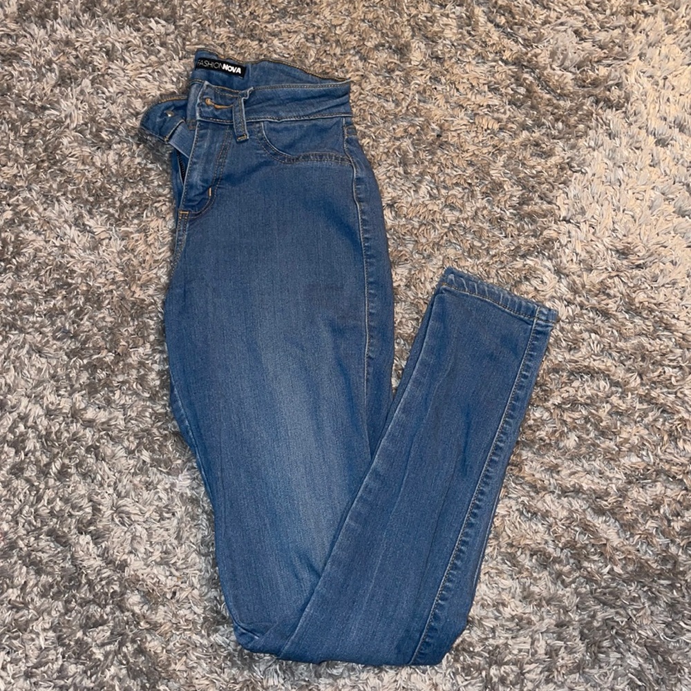SIZE 3 Fashion Nova jeans